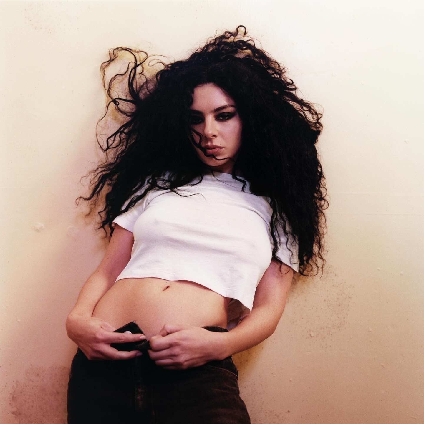 Charli XCX 头像